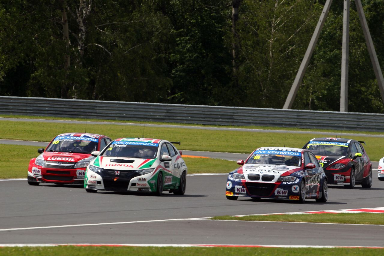 Honda Civic WTCC na sezon 2014 w oficjalnych barwach