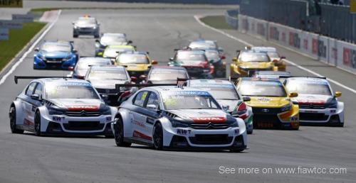WTCC potrzebuje odejścia Citroena wg Huffa