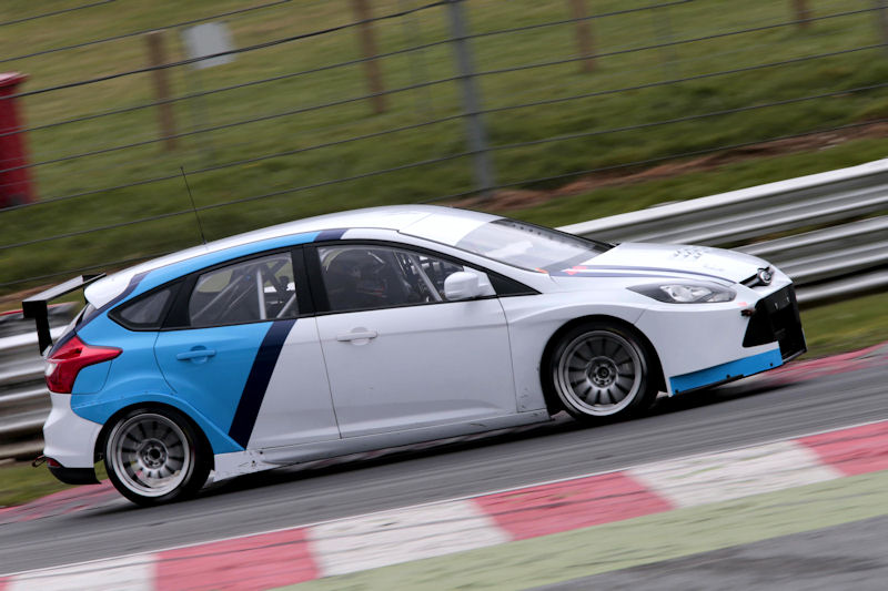 Ford Focus wrci do WTCC pod amerykask flag