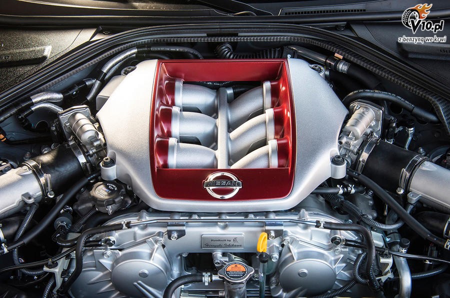 Nissan GT-R 2016