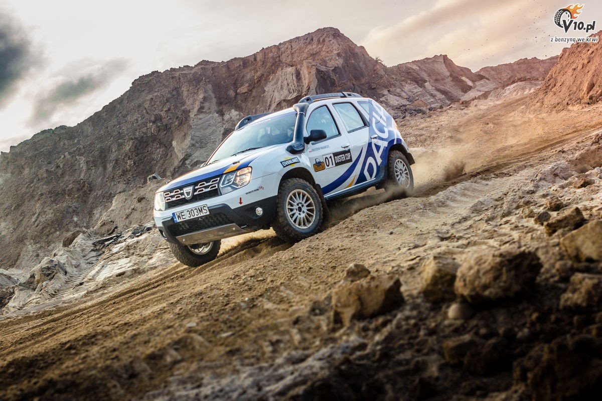Dacia Duster Cup - nowy puchar w polskich rajdach terenowych pod patronatem Hoowczyca