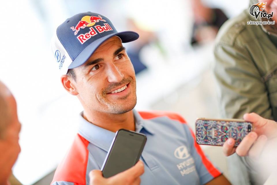 WRC: Sordo liderem Rajdu Hiszpanii po pitku