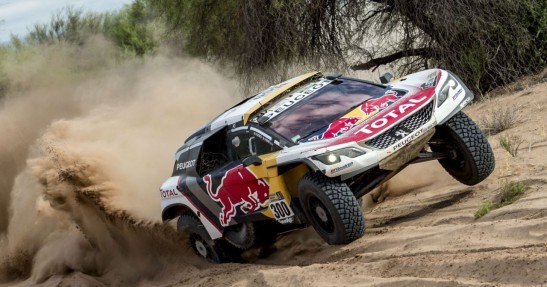 Rajd Dakar - Peterhansel ostatecznie pokonuje Loeba w walce o...