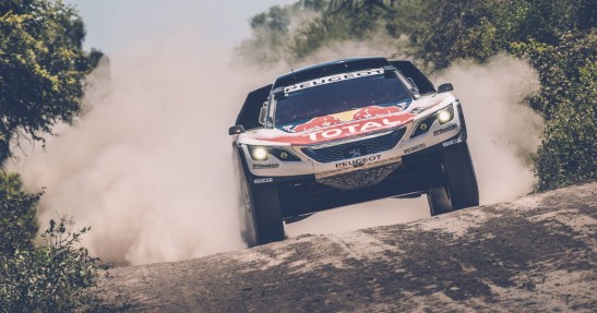 Wypadek Carlosa Sainza w Rajdzie Dakar