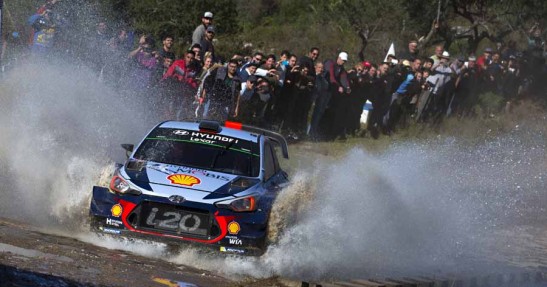 WRC: Neuville zaatakuje