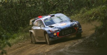 WRC: Neuville wygrał Rajd Australii i pozostał wicemistrzem