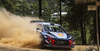 WRC: Neuville cieszy się z przyjścia Loeba do Hyundaia