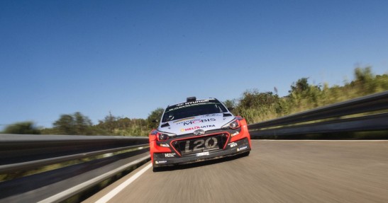 Neuville i Mikkelsen jako jedna załoga podczas Monza Rally Show