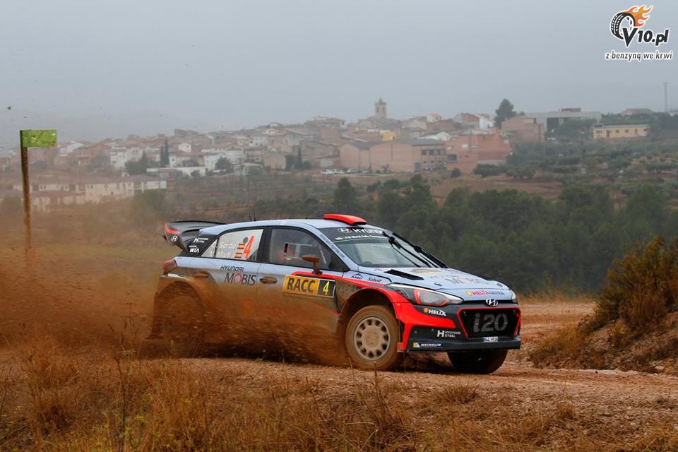 WRC: Ogier wygrywa Rajd Hiszpanii i zostaje po raz czwarty mistrzem wiata