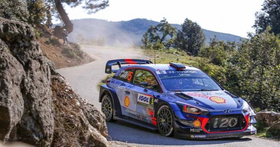 WRC: Neuville zaatakuje