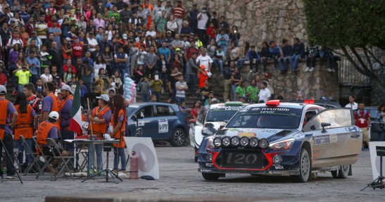 WRC: Meeke rozpędził Citroena w Rajdzie Meksyku