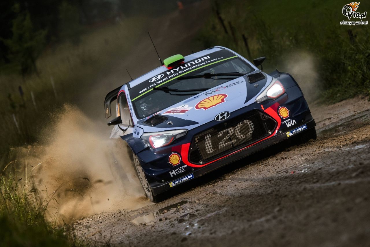 WRC: Hyundai wystawi cztery samochody w Rajdzie Wielkiej Brytanii
