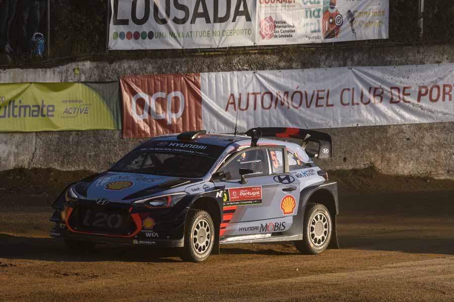 WRC: Neuville i Ostberg zwycizcami pierwszego oesu Rajdu Portugalii