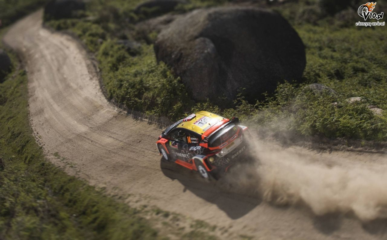 WRC: Ostberg wraca do opon Michelin