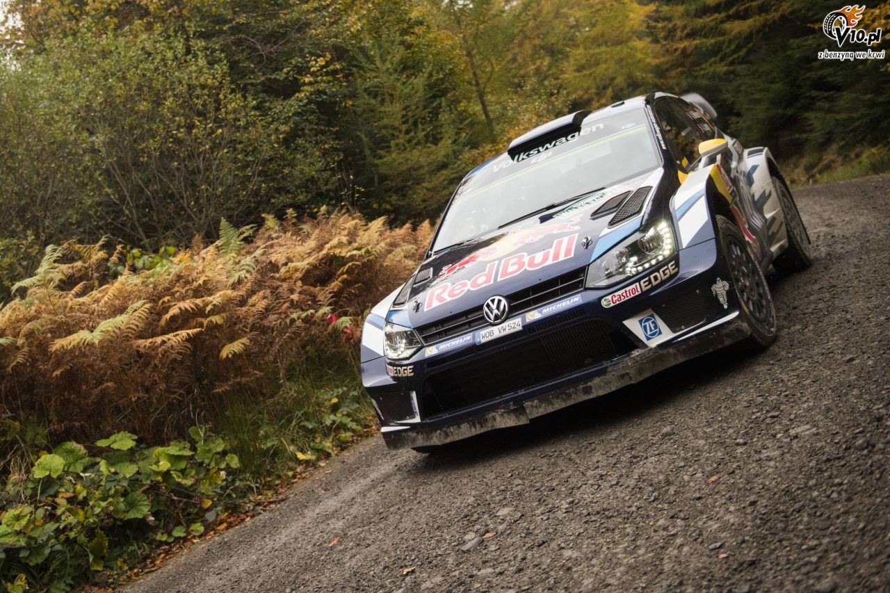 WRC: Ogier pokonuje Tanaka w Rajdzie Wielkiej Brytanii