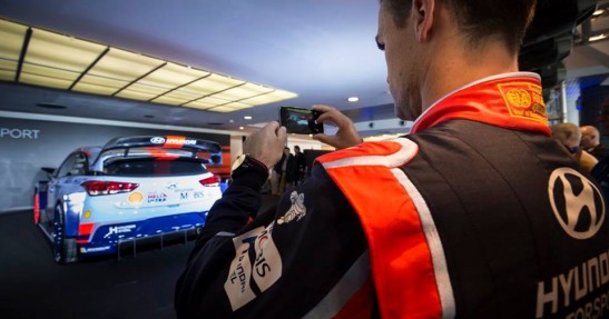Hyundai zaprezentował samochód WRC na sezon 2017