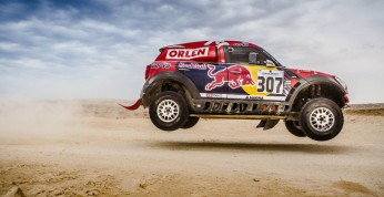 Małysz dachował! Sonik stracił prowadzenie w quadach