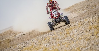 Sealine Cross Country Rally: Rywalizacja na sekundy, Sonik pomógł...