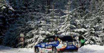 Łukjaniuk z trofeum Colina, Kajto z nagrodą dla najlepszego...