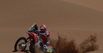 Rajd Dakar, 8. etap: Szczęście Sonika - Polak zdołał utrzymać...