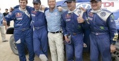 Szef zespou Kris Nissen z dwoma zaogami VW