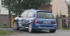 Sawomir Sawicki i Renault Clio ze stajni Bartomieja Boruty