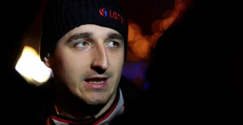 Kubica ujawnił barwy samochodu i dostawcę opon. Zobacz, jak...