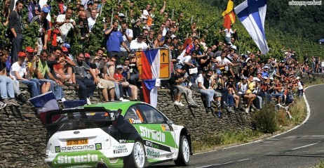 Duval walczy o podium z Hirvonenem