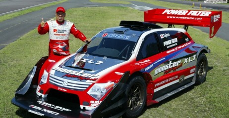 Monster Tajima i Suzuki Sport XL7