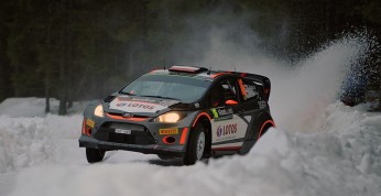 Kubica szarżuje w Rajdzie Szwecji, kibice: 