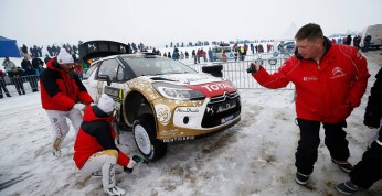 Ostberg obwinia hamulec ręczny. 