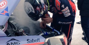 Paddon szczęśliwie dotarł na metę z uszkodzoną chłodnicą