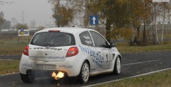 Przed rajdem Sawicki testowa Clio R3
