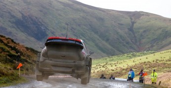 Rajd Wielkiej Brytanii: Skompletowany hat-trick Mikkelsena, Kubica...