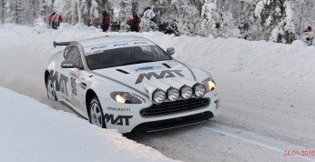 Rajdowy Aston Martin - fotohistoria z przebudowy wyścigówki