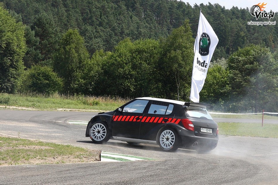 skoda fabia s2000