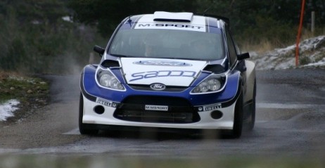 Mikko Hirvonen i Fiesta S2000 (cookrallye.skyrock.com)