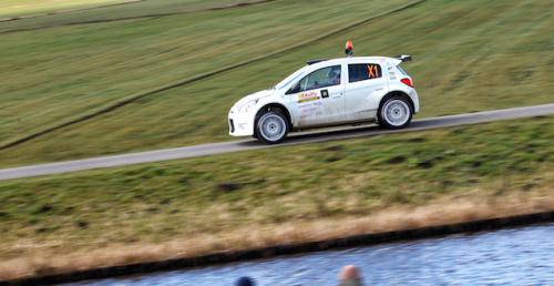 Mitsubishi R5