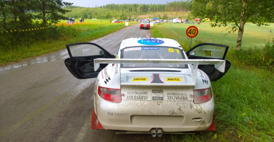 Porsche 911 w klasie R-GT