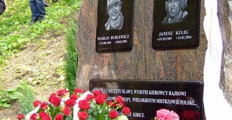 Pomnik Kuliga i Bublewicza w kultowym miejscu