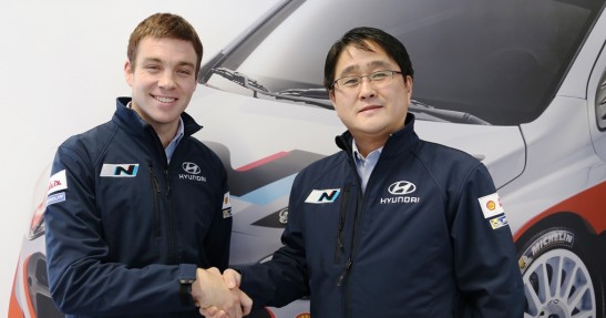 Hayden Paddon i John Kennard