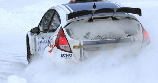 Neuville nowym liderem Rajdu Szwecji na koniec soboty, Kubica z problemami podczas OS18