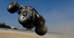 Aftershock - potny spalinowy monster truck od Team Losi