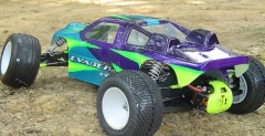 Evader ST Pro - elektryczny stadium truck od Duratraxa