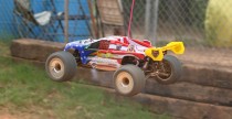Monsoon XP -  spalinowy truggy w wersji RTR