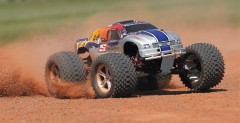 S-Maxx - spalinowy monster truck 2wd