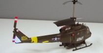 UH-1D Huey may, wojskowy helikopter RC