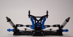 Avalanche XP - spalinowy monster truck w skali 1:8