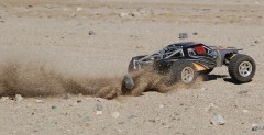 Desert Truck - elektryczny model terenowy od Team Losi