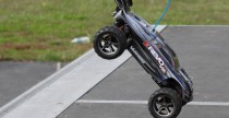 E-Revo VXL RTR - may, zwinny truggy w skali 1:16